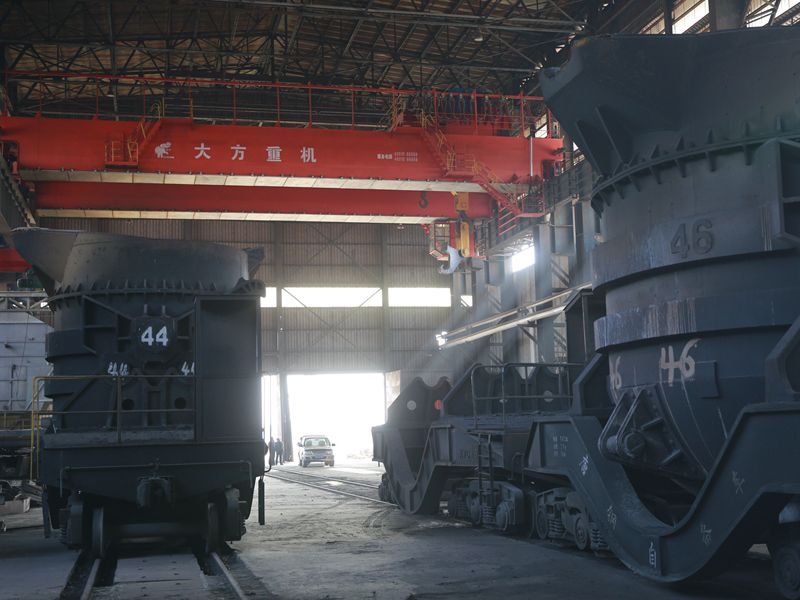 YZ140 — 30t wide box metallurgical double girder crane