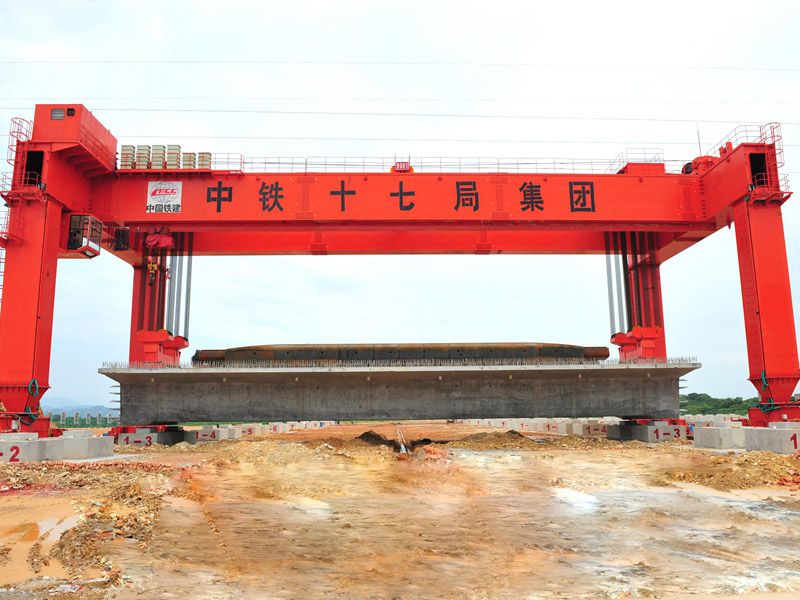 China Railway 17th Bureau — TLJ900t beam moving machine