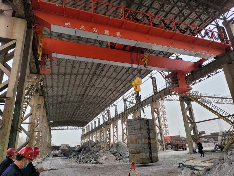 MCC Huatian – YZ125t Casting Crane