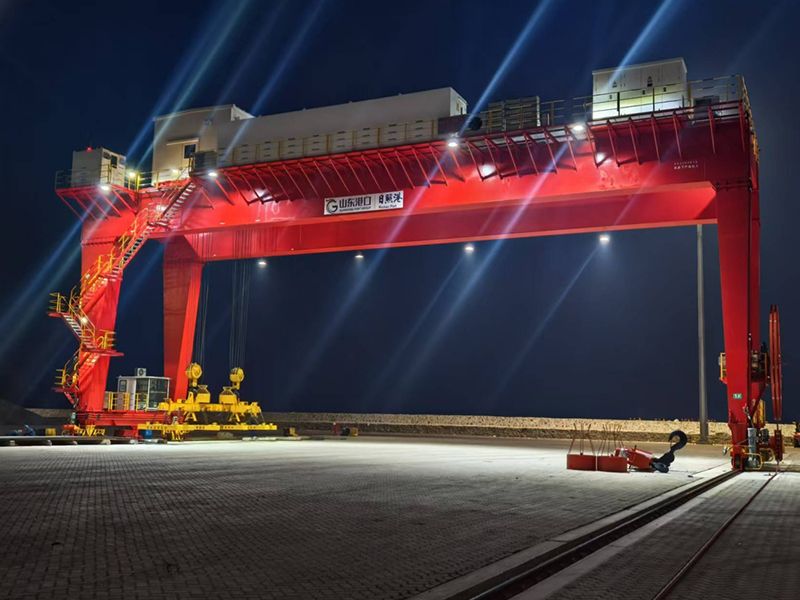 MCL27.5+27.5t Electromagnetic Hanging Beam Gantry Crane